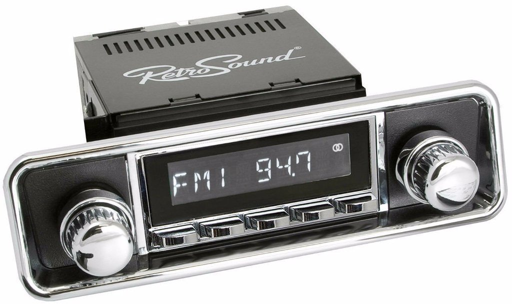 RetroSound R507 RetroSound Radio Faceplate Wolfsburg Chrome with Black
