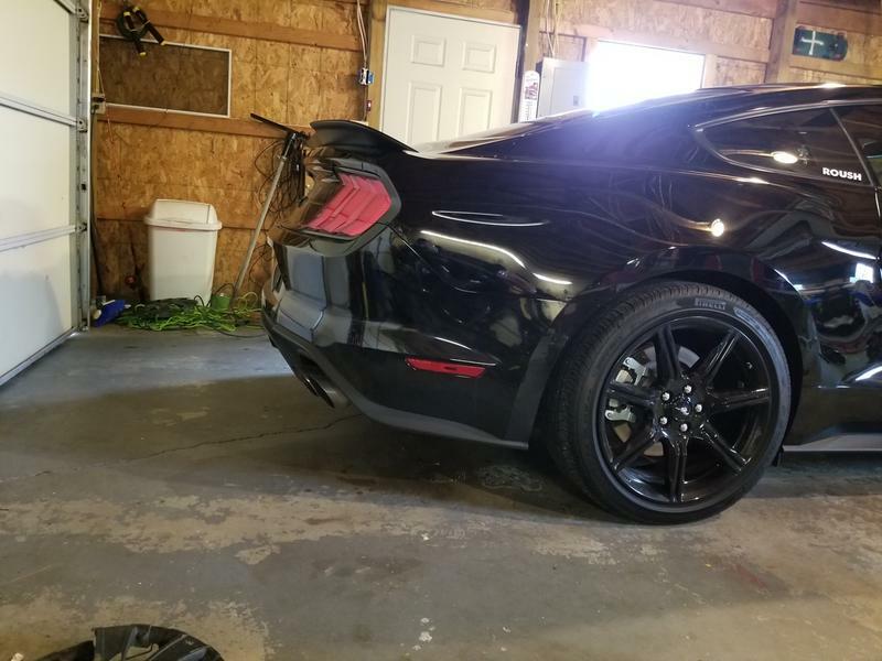 2015+ Mustang Roof Spoiler