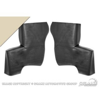 67-68 Quarter Panel Trim (Light Parchment)