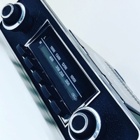 Silver-Series AM/FM Radio Assembly for 1970-76 Ford Cortina TC Mark III 